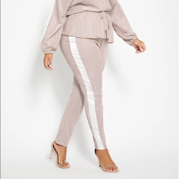 NWT✨ Ashley Stewart Sparkly champagne joggers - Picture 2 of 8
